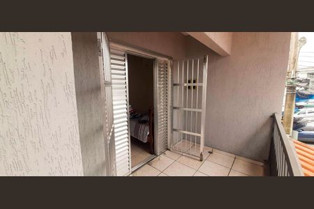 Casa à venda com 130m², 3 quartos e 3 vagas Casa à venda com 130m², 3 quartos e 3 vagasVaranda da Suíte