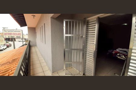 Casa à venda com 130m², 3 quartos e 3 vagas Casa à venda com 130m², 3 quartos e 3 vagasVaranda da Suíte
