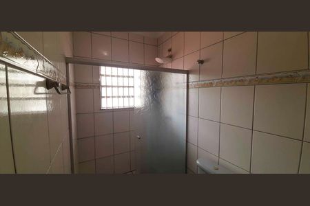 Casa à venda com 130m², 3 quartos e 3 vagas Casa à venda com 130m², 3 quartos e 3 vagasBanheiro 1