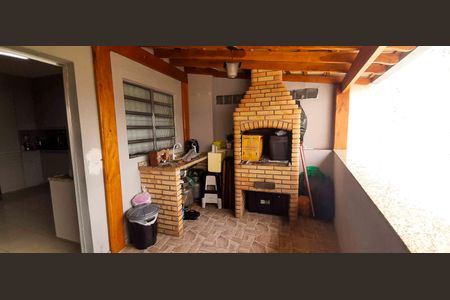 Casa à venda com 130m², 3 quartos e 3 vagas Casa à venda com 130m², 3 quartos e 3 vagasEspaço Gourmet