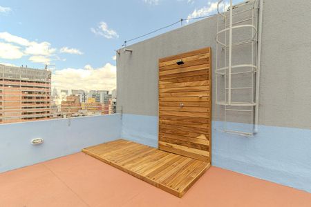 Studio para alugar com 27m², 1 quarto e sem vaga Studio para alugar com 27m², 1 quarto e sem vagaTerraço