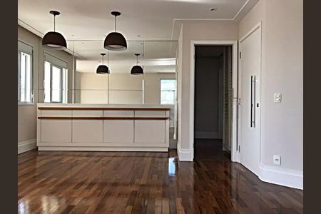 Apartamento à venda com 3 quartos, 125m² em Vila Uberabinha, São Paulo