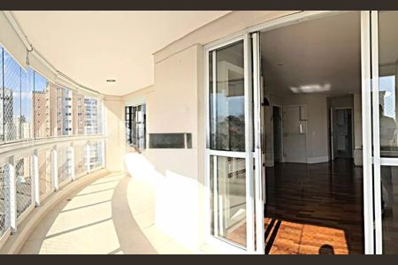 Apartamento à venda com 125m², 3 quartos e 2 vagas