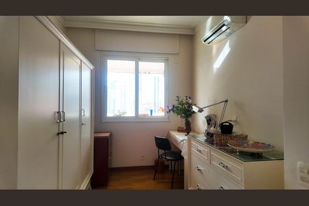 Apartamento à venda com 150m², 4 quartos e 3 vagas