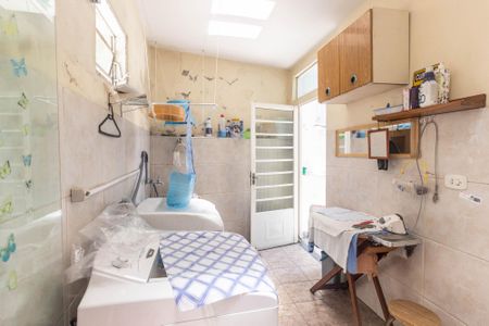 Casa à venda com 210m², 3 quartos e 2 vagas Casa à venda com 210m², 3 quartos e 2 vagasÁrea de serviço 1