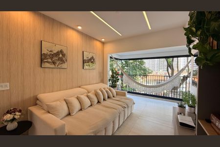 Apartamento à venda com 3 quartos, 94m² em Jardim das Acacias, São Paulo