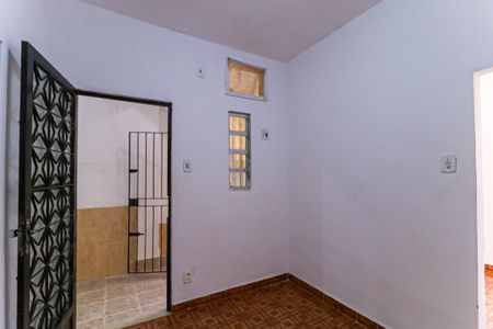 Sala de casa para alugar com 1 quarto, 40m² em Pilares, Rio de Janeiro