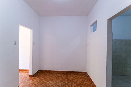 Sala de casa para alugar com 1 quarto, 40m² em Pilares, Rio de Janeiro