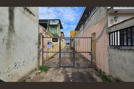 Fachada de casa para alugar com 1 quarto, 40m² em Pilares, Rio de Janeiro