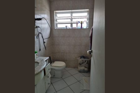 Casa à venda com 221m², 3 quartos e 2 vagasFoto 01