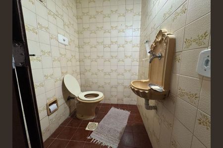 Casa à venda com 1 quarto, 360m² em Piratininga, Niterói