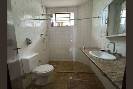 Casa à venda com 1 quarto, 360m² em Piratininga, Niterói