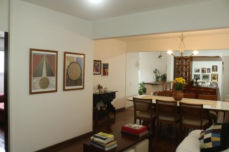 Apartamento para alugar com 123m², 3 quartos e 1 vagaSala