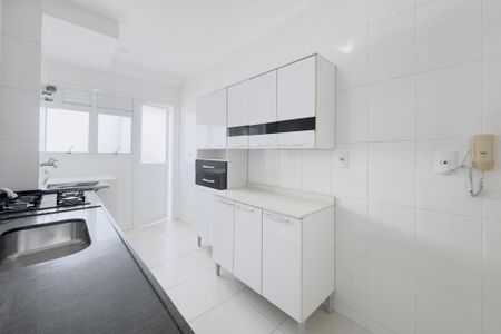 Apartamento para alugar com 95m², 2 quartos e 2 vagasCozinha