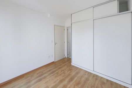 Apartamento para alugar com 95m², 2 quartos e 2 vagasSuíte