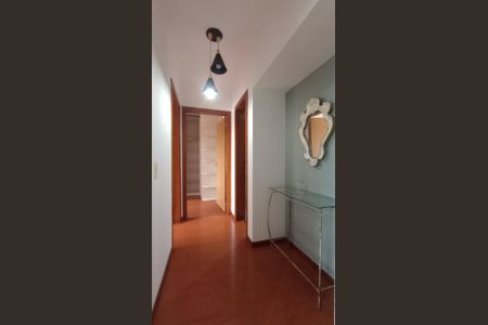 Apartamento à venda com 62m², 2 quartos e 1 vaga Apartamento à venda com 62m², 2 quartos e 1 vagaCorredor