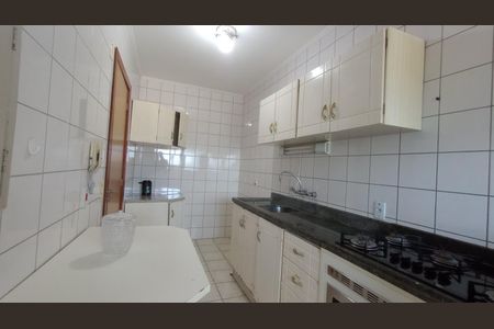 Cozinha de apartamento para alugar com 2 quartos, 62m² em Cavalhada, Porto Alegre