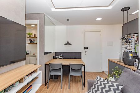 Sala de apartamento para alugar com 2 quartos, 40m² em Sacoma, São Paulo