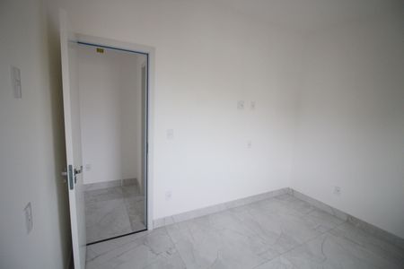 Apartamento à venda com 95m², 3 quartos e 2 vagasQuarto 1