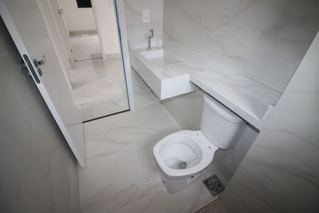 Apartamento à venda com 95m², 3 quartos e 2 vagasBanheiro