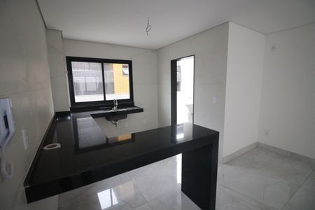 Apartamento à venda com 95m², 3 quartos e 2 vagasCozinha
