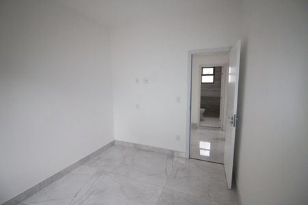 Apartamento à venda com 95m², 3 quartos e 2 vagasQuarto 3