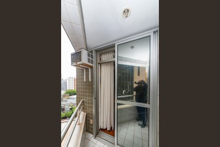 Apartamento à venda com 40m², 1 quarto e 1 vaga Apartamento à venda com 40m², 1 quarto e 1 vagaVaranda