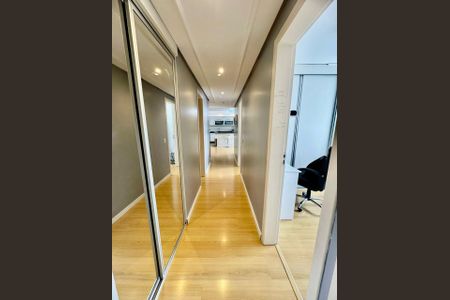 Apartamento à venda com 88m², 3 quartos e 2 vagasCorredor