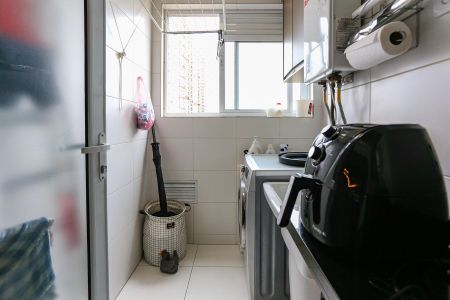 Apartamento para alugar com 67m², 3 quartos e 1 vagaÁrea de Serviço