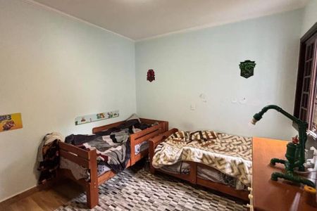 Casa à venda com 3 quartos, 230m² em Vila Pires, Santo André