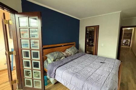 Casa à venda com 3 quartos, 230m² em Vila Pires, Santo André