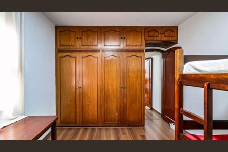 Casa à venda com 4 quartos, 190m² em Jardim Bonfiglioli, São Paulo