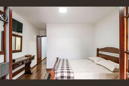 Casa à venda com 4 quartos, 190m² em Jardim Bonfiglioli, São Paulo