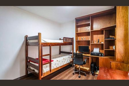 Casa à venda com 4 quartos, 190m² em Jardim Bonfiglioli, São Paulo