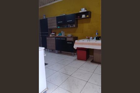 Casa à venda com 120m², 2 quartos e 1 vaga