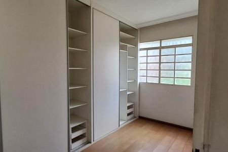 Apartamento à venda com 3 quartos, 65m² em Sagrada Família, Belo Horizonte