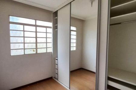 Apartamento à venda com 3 quartos, 65m² em Sagrada Família, Belo Horizonte