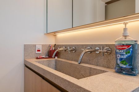 Apartamento à venda com 63m², 2 quartos e sem vagaBanheiro da Suíte