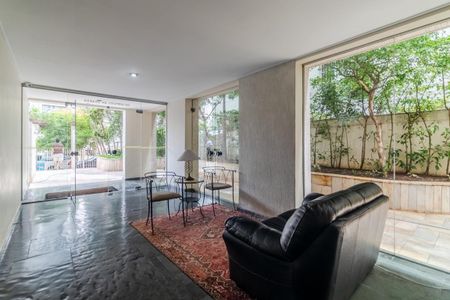 Apartamento à venda com 63m², 2 quartos e sem vagaÁrea comum - Hall