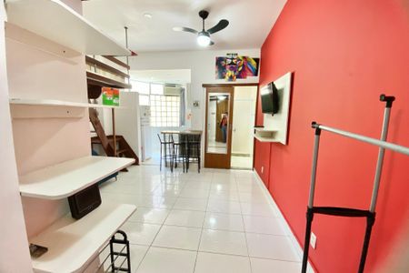 Sala  de kitnet/studio à venda com 1 quarto, 31m² em Copacabana, Rio de Janeiro