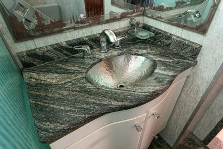 Apartamento para alugar com 50m², 2 quartos e 1 vagaBanheiro Social