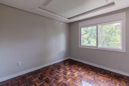 Casa à venda com 250m², 3 quartos e 3 vagasSuíte 2