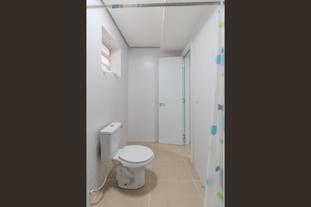 Casa à venda com 250m², 3 quartos e 3 vagasBanheiro de serviço