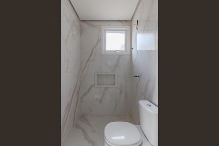 Casa à venda com 250m², 3 quartos e 3 vagasBanheiro da Suíte 1