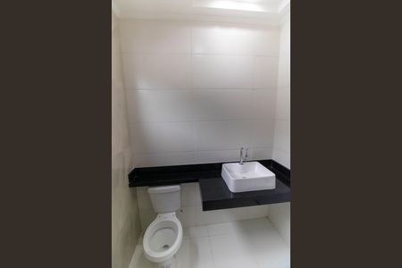 Casa à venda com 120m², 3 quartos e 2 vagas Casa à venda com 120m², 3 quartos e 2 vagasBanheiro 1