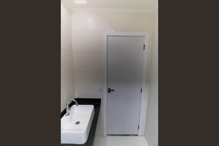 Casa à venda com 120m², 3 quartos e 2 vagas Casa à venda com 120m², 3 quartos e 2 vagasBanheiro 1