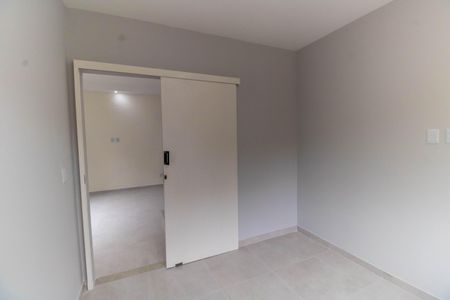 Casa à venda com 120m², 3 quartos e 2 vagas Casa à venda com 120m², 3 quartos e 2 vagasQuarto 1