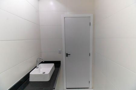 Casa à venda com 120m², 3 quartos e 2 vagas Casa à venda com 120m², 3 quartos e 2 vagasBanheiro 2