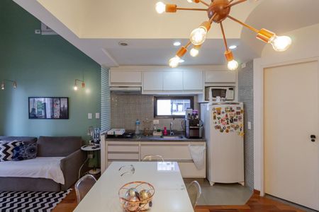 Cozinha de apartamento à venda com 1 quarto, 52m² em Moema, São Paulo