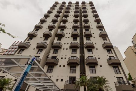 Apartamento à venda com 52m², 1 quarto e 1 vaga Apartamento à venda com 52m², 1 quarto e 1 vagaFachada